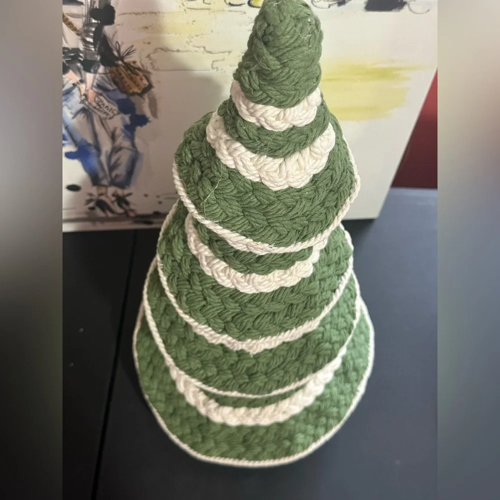 Christmas wired crochet fabric tree decor 20”
